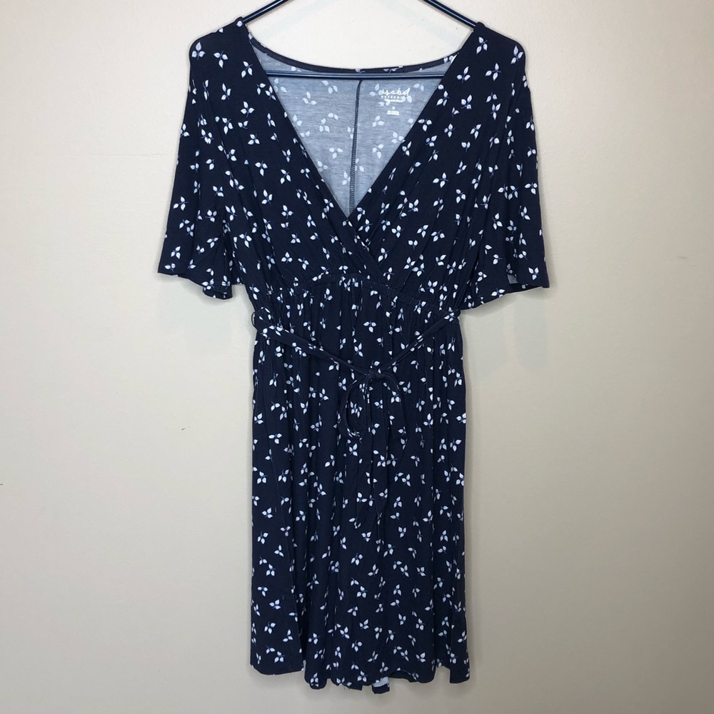 Isabel maternity medium navy floral dress